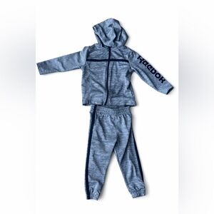 🖤 Reebok Toddler 2-Piece Tracksuit Set – Size 2T | Grey